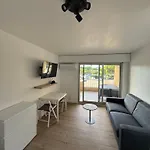 Super Climatisé Sur Le Port De Appartement