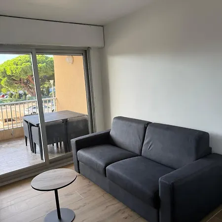 Appartement Super Climatisé Sur Le Port De *