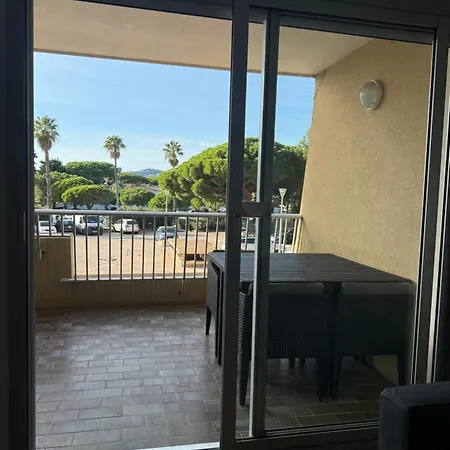 Appartement Super Climatisé Sur Le Port De *