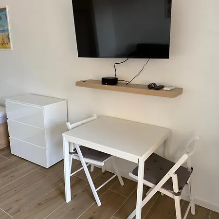 Appartement Super Climatisé Sur Le Port De *